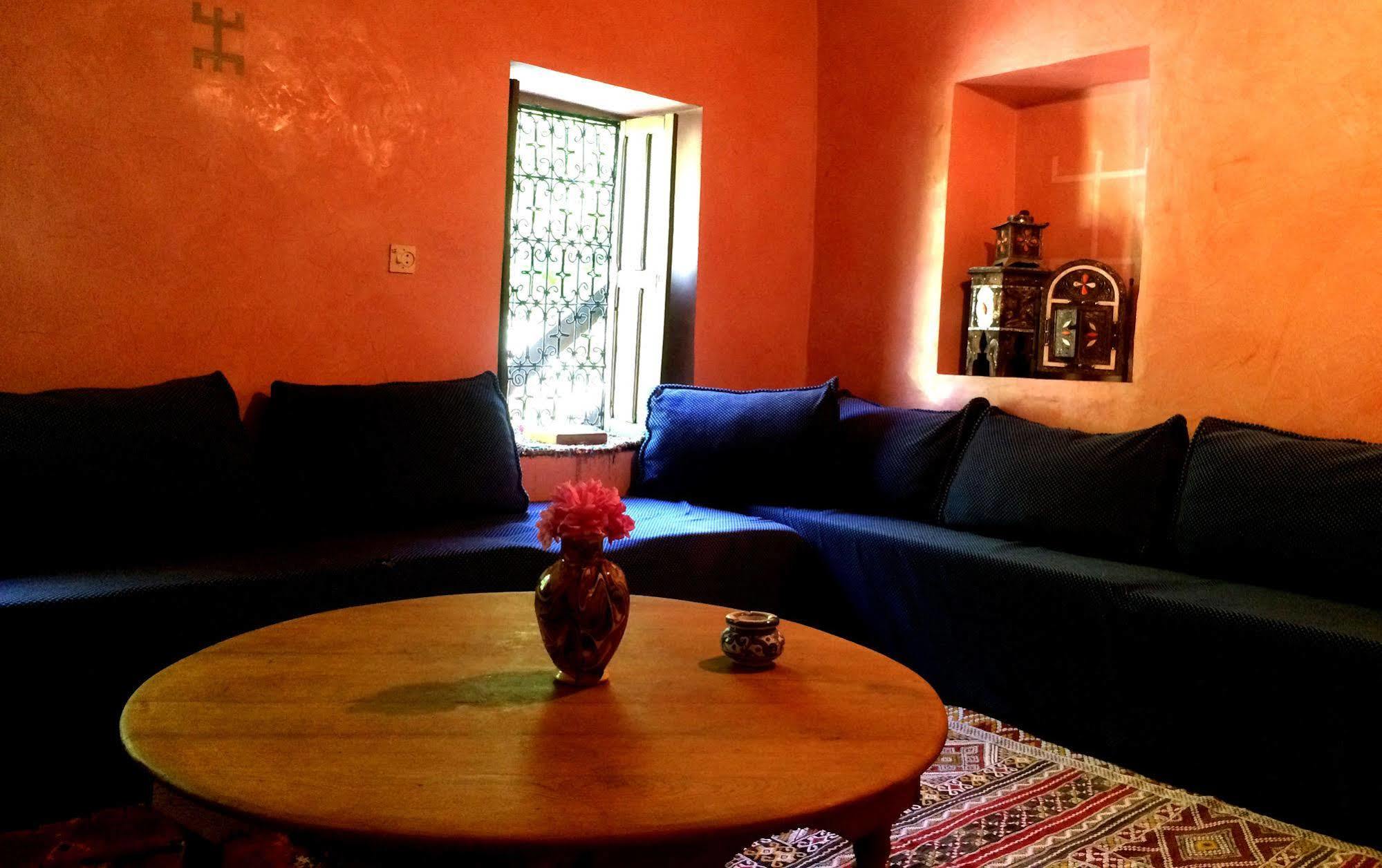 Dar Aglzime Hotel Aroumd Luaran gambar