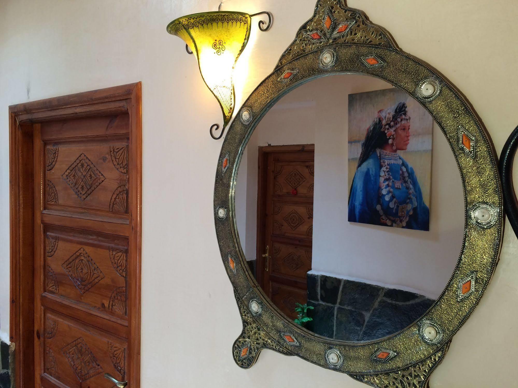 Dar Aglzime Hotel Aroumd Luaran gambar