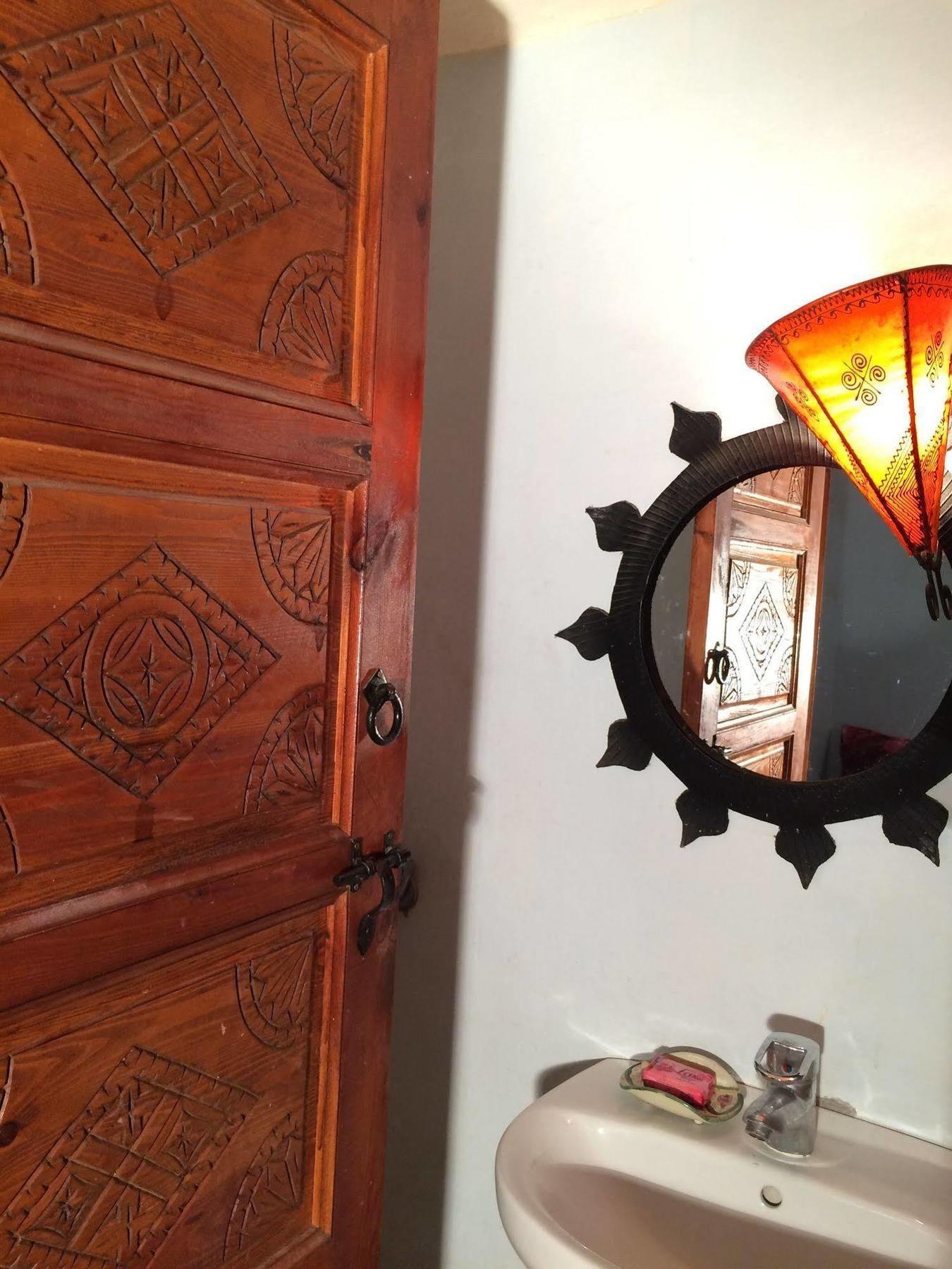Dar Aglzime Hotel Aroumd Luaran gambar