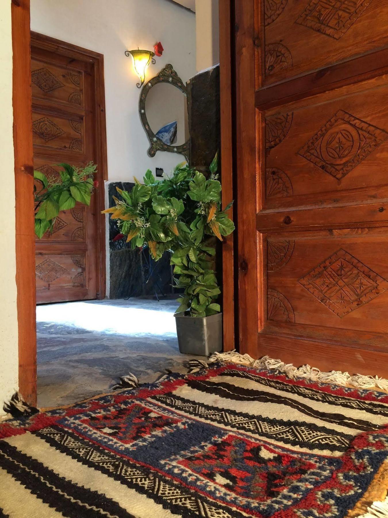 Dar Aglzime Hotel Aroumd Luaran gambar