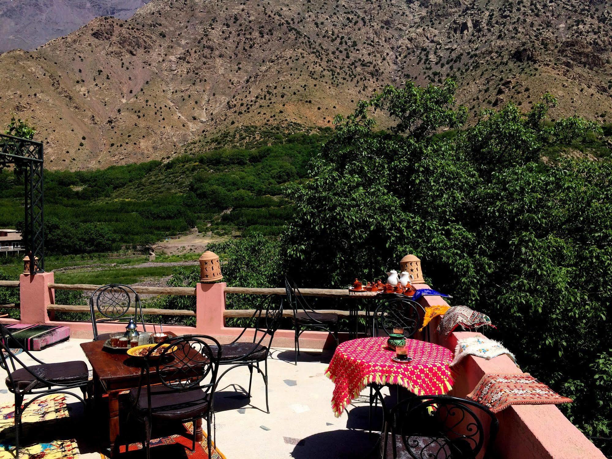 Dar Aglzime Hotel Aroumd Luaran gambar