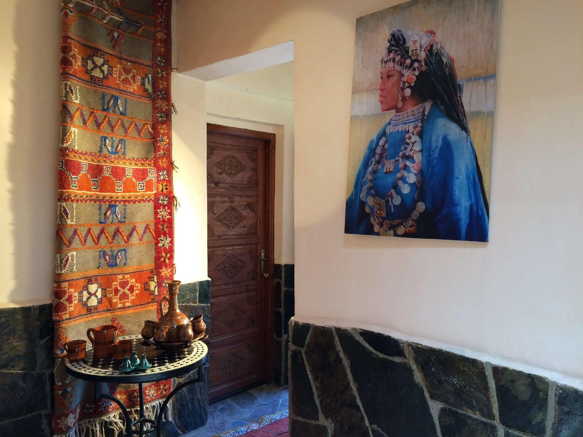 Dar Aglzime Hotel Aroumd Luaran gambar